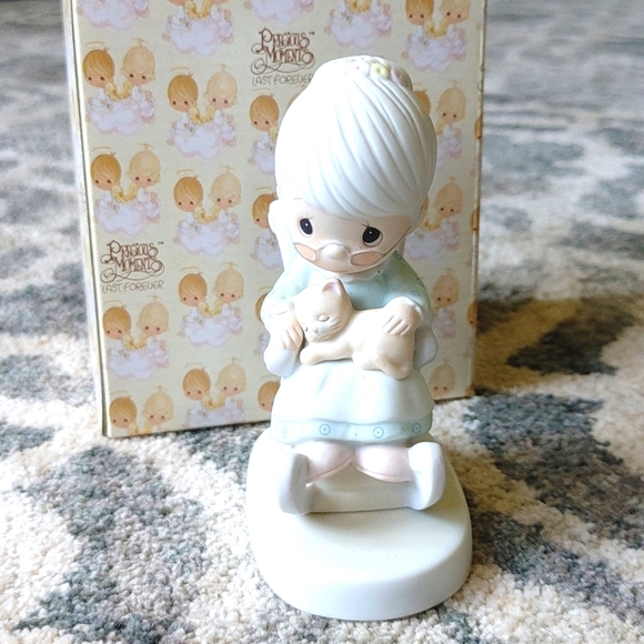 Precious Moments The Purr-fect Grandma Porcelain Figurine Collector Item… - Picture 1 of 13